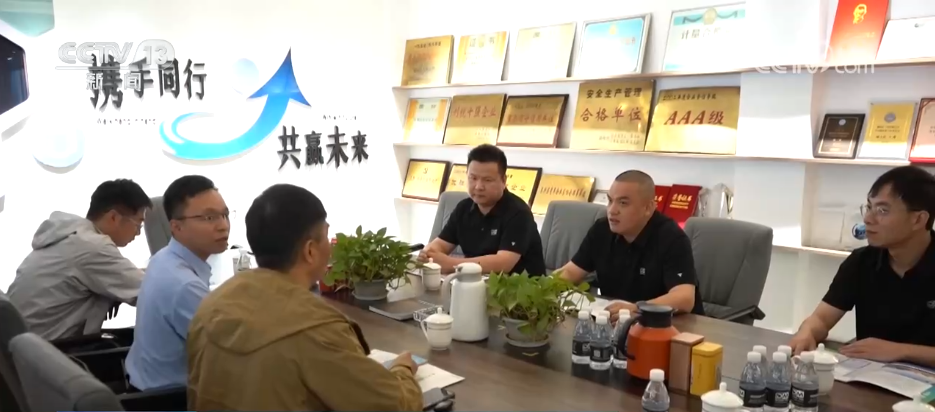 看“持久战”背后的创新突围冰球突破如何破冰内销困境？(图3)